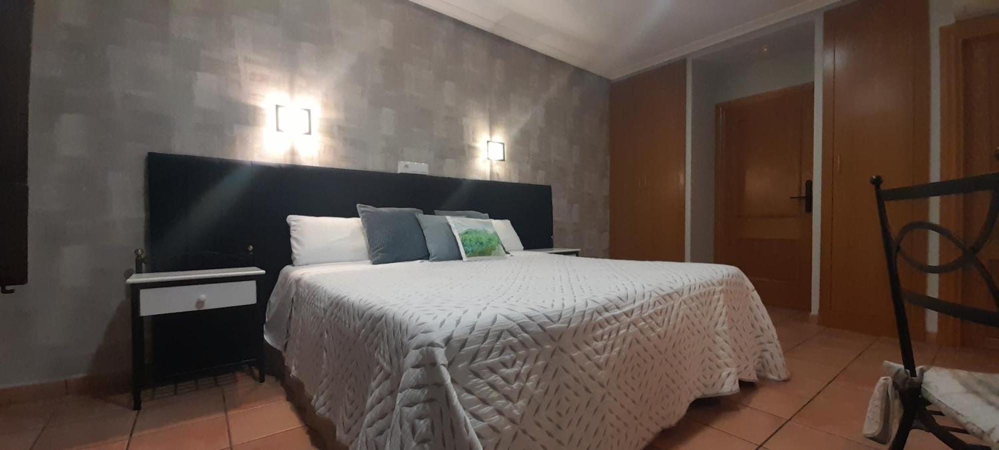 Cascante Hostal El Lechuguero מראה חיצוני תמונה